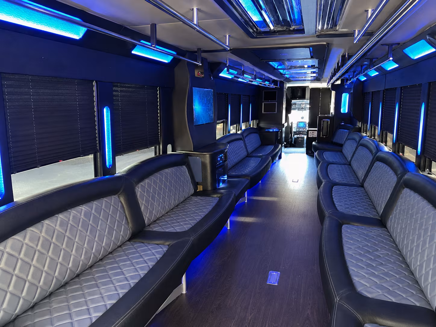 buses for multi day corporate retreats and group travel across colorado