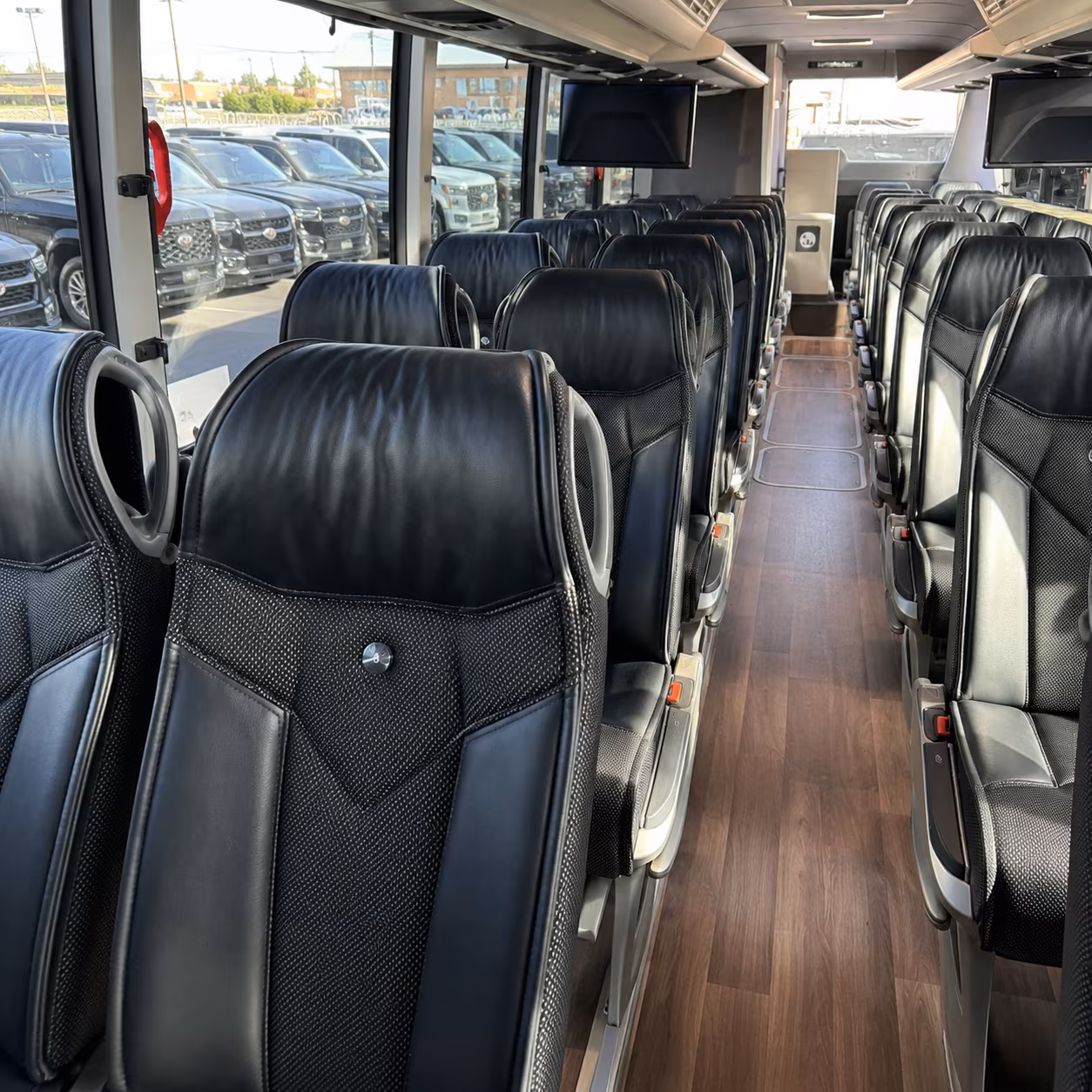 charter buses for corporate events and offsites around broomfield