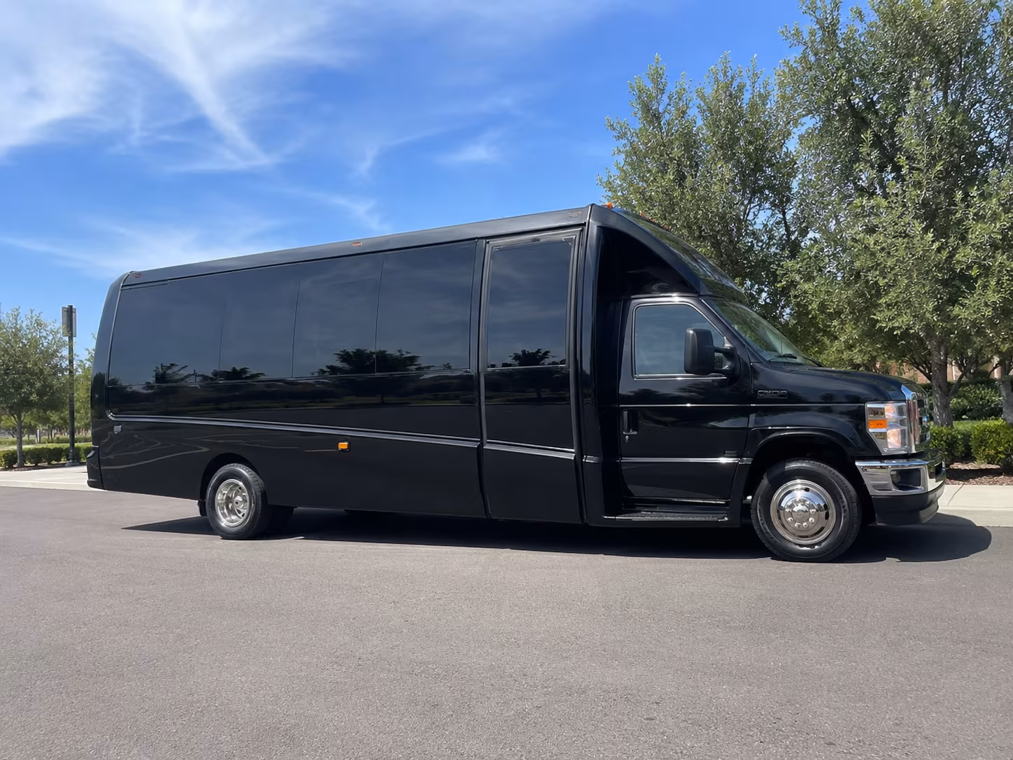 minibuses for boulder science and nature field trips
